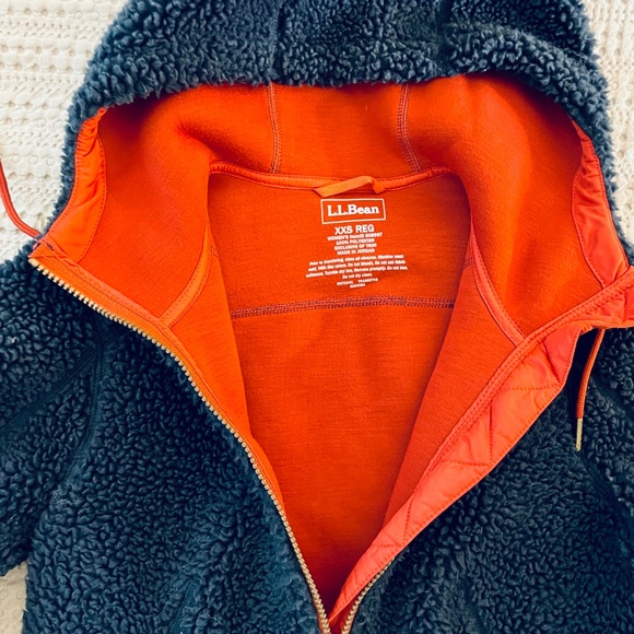 L.L. Bean "Mountain Pile Fleece Coat" Women's Regular XXS - Picture 4 of 6